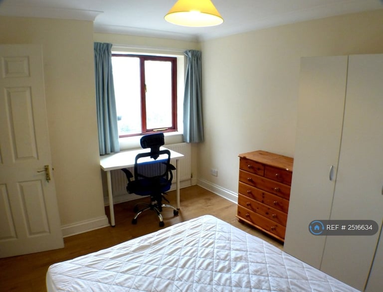1 bedroom in Jackson Drive, Kennington, Oxford, OX1 (#2516634)
