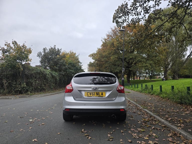 2011 Ford Focus 1.6 EcoBoost Titanium 5dr HATCHBACK Petrol Manual