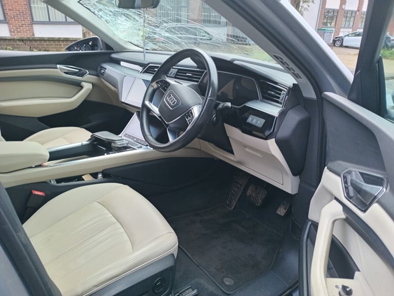 2022 AUDI E-TRON 230KW QUATTRO ESTATE  REPAIRABLE SALVAGE 