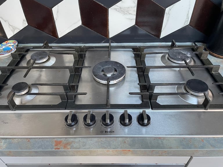 Bosch 5 Burner Gas Hob – Stainless Steel