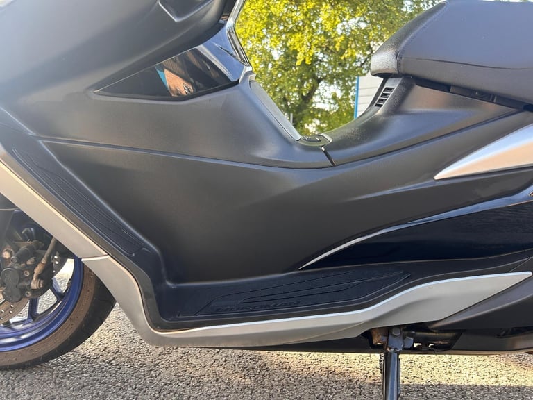2021 71 Suzuki AN 400 AM2 Burgman 400 Touring Scooter