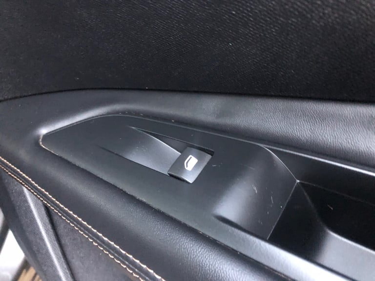 2017 Peugeot 3008 2.0 BlueHDi 180 GT 5dr EAT6 HATCHBACK Diesel Manual