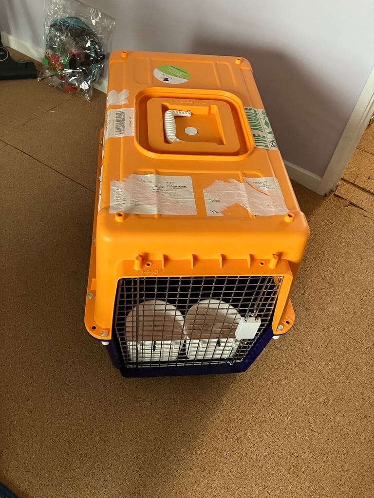 Excellent quality pet carrier