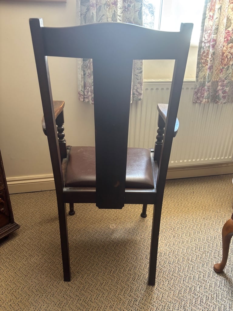 Wooden arm chair