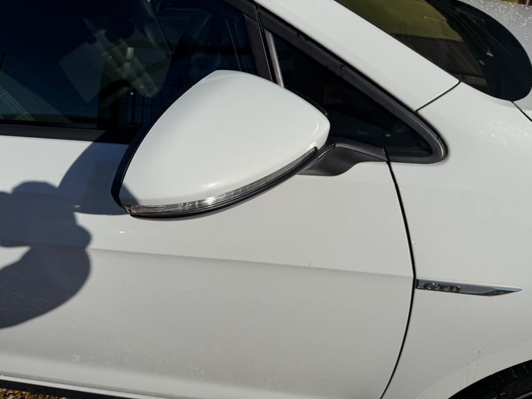 2016 Volkswagen Golf 2.0 TDI BlueMotion Tech GTD (Nav) DSG Euro 6 (s/s) 5dr ESTATE Diesel Automatic