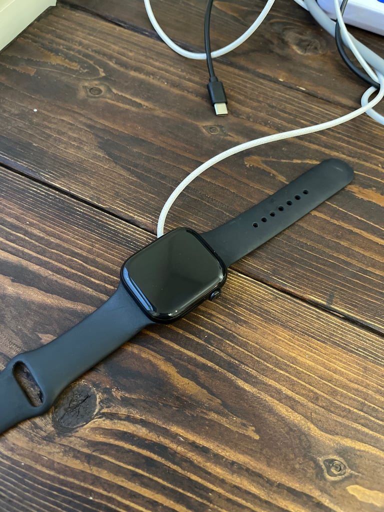 Apple iWatch Series 10 (working)