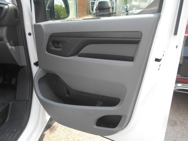 Vauxhall Vivaro 2022 L2H1 F3100 DYNAMIC S/S NO VAT