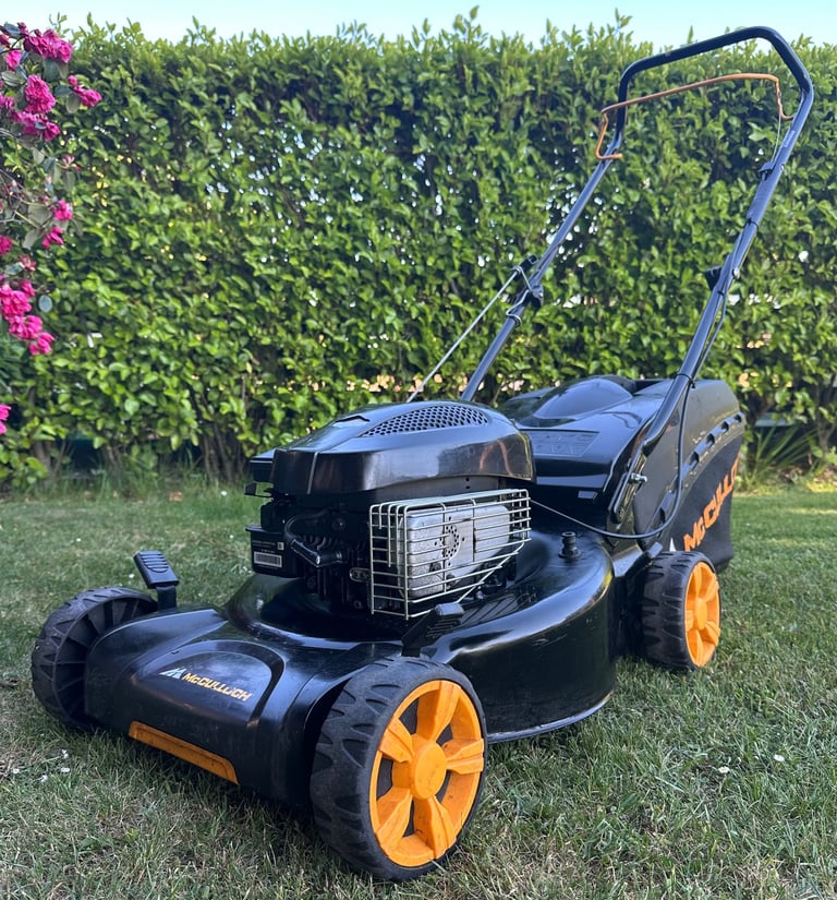 image for McCulloch petrol lawnmower Briggs 158cc 18”cut mower vgc serviced sharpened 
