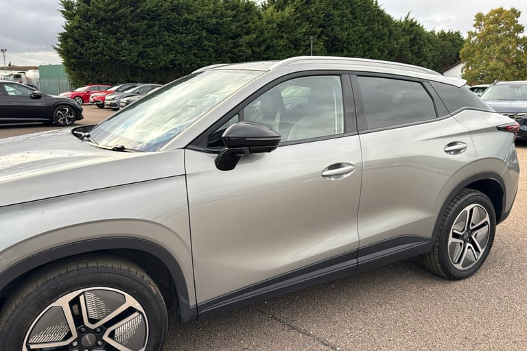  Omoda Omoda E5 61.05kwh Comfort Suv 5dr Electric Auto 204 Ps Electric