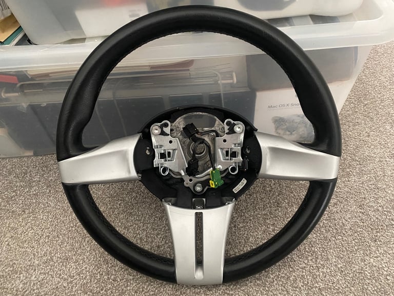 BMW Z4 MK1 E85/E86 Steering Wheel
