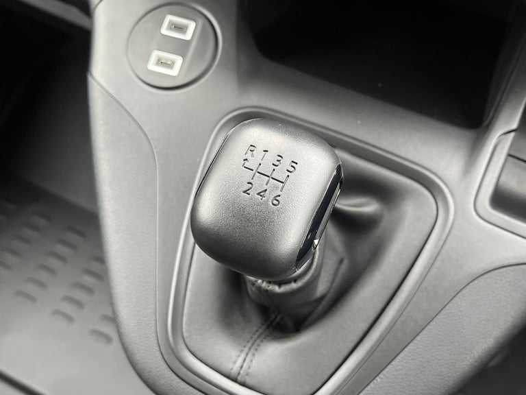  Vauxhall Combo 1.5 Turbo D 2300 Prime Xl Panel Van 6dr Diesel Manual Lwb Euro