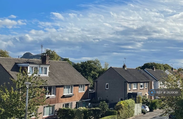 2 bedroom flat in Charterhall Grove, Edinburgh, EH9 (2 bed) (#2639081)