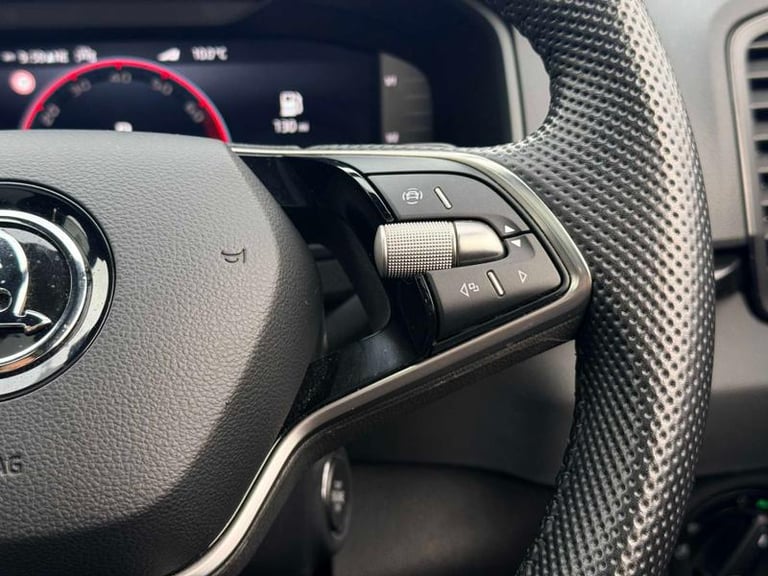 2024 Skoda Karoq 1.5 TSI Sportline 5dr DSG Automatic SUV Petrol Automatic