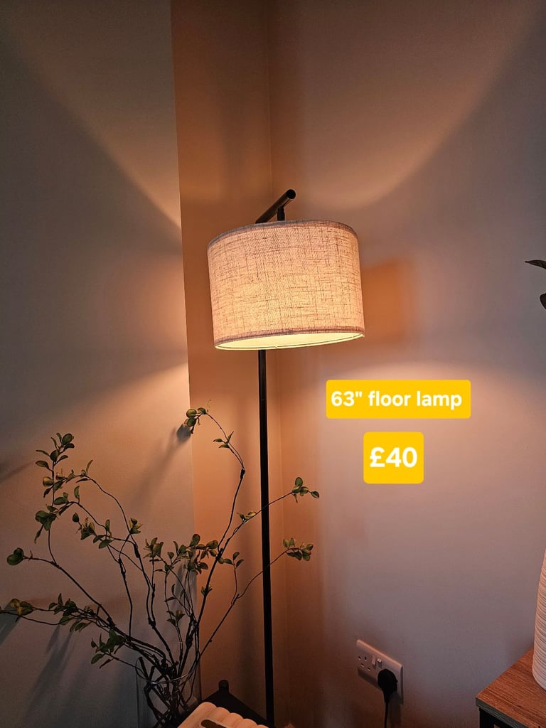 image for Floor lamp with smart bulb