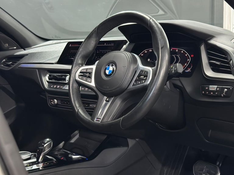 2020 70 BMW 1 SERIES 2.0 M135I HATCHBACK 5DR PETROL AUTO XDRIVE EURO 6 (S/S) (30