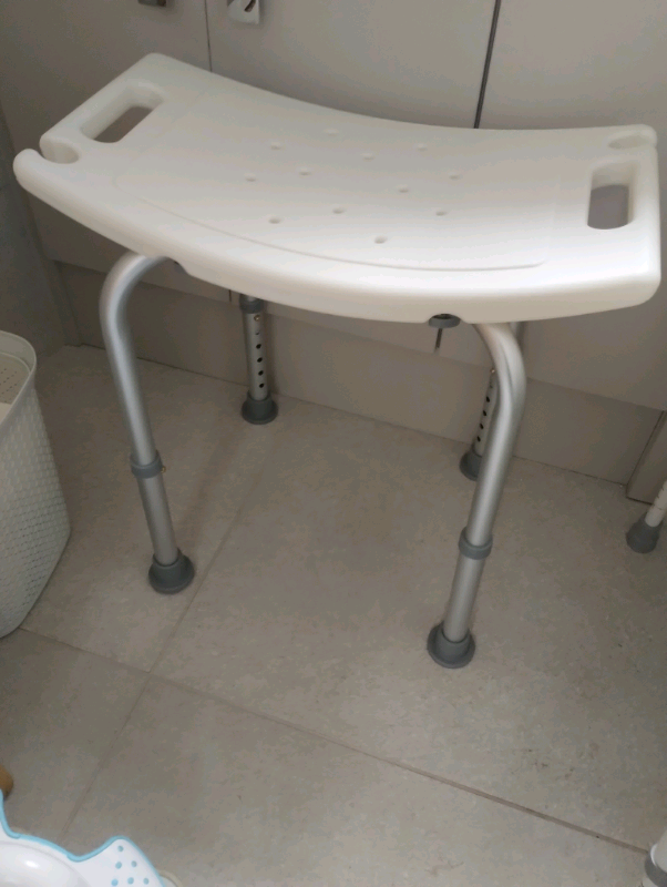 Shower stool, just been unpacked. Never used