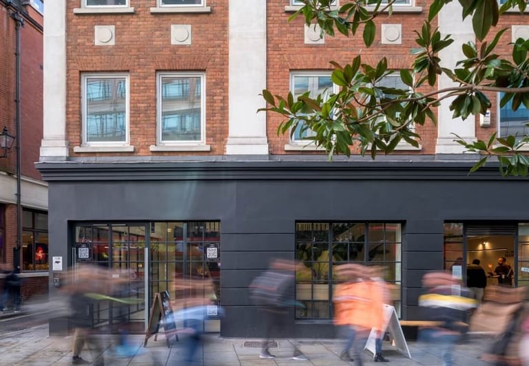 Creative building with offices to rent in *Bishopsgate*. Office Spaces for 4 to 260 desks EC2