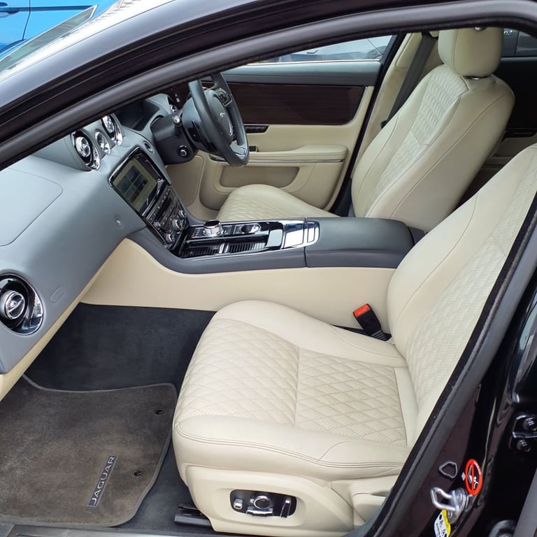 2018 68 JAGUAR XJ 3.0 D V6 PORTFOLIO 4D 296 BHP DIESEL