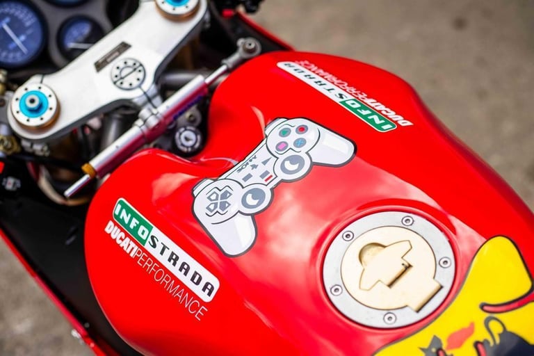 Ducati 996 SPS ! BAYLISS WSBK REP ! ULTRA LOW MILES ! COLLECTORS