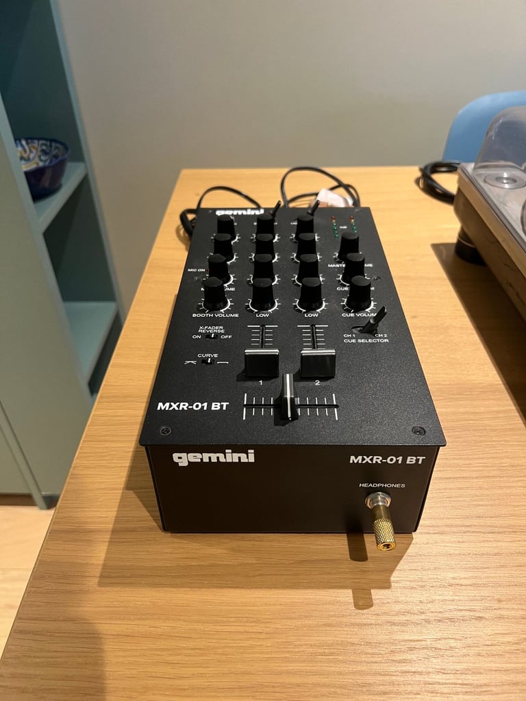Gemini MXR-01BT 2 Channel DJ Mixer + Bluetooth + Mic Input + X-Fade + EQ