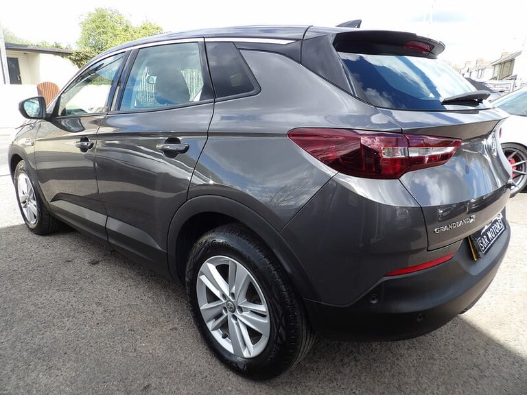 2021 Vauxhall Grandland X 1.5 Turbo D Business Edition Nav 5dr HATCHBACK DIESEL Manual