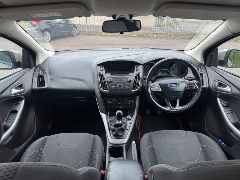 Ford, FOCUS, Hatchback, 2015, Manual, 1560 (cc), 5 doors