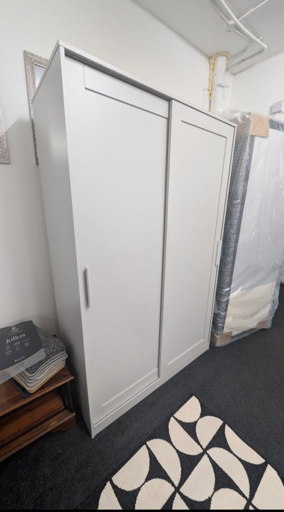 Grey Sliding Door Wardrobe 