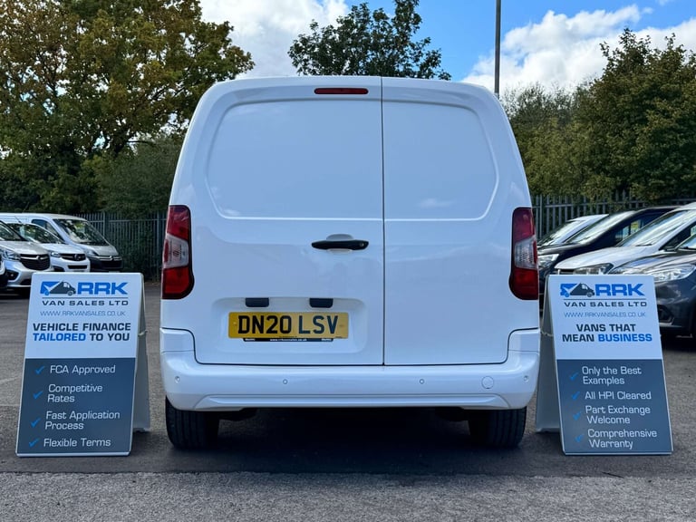 2020 Vauxhall Combo 2300 1.5 Turbo D 100ps H1 Sportive Van PANEL VAN DIESEL Manual