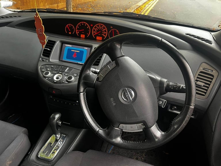 Nissan Premiere 2.0 petrol automatic