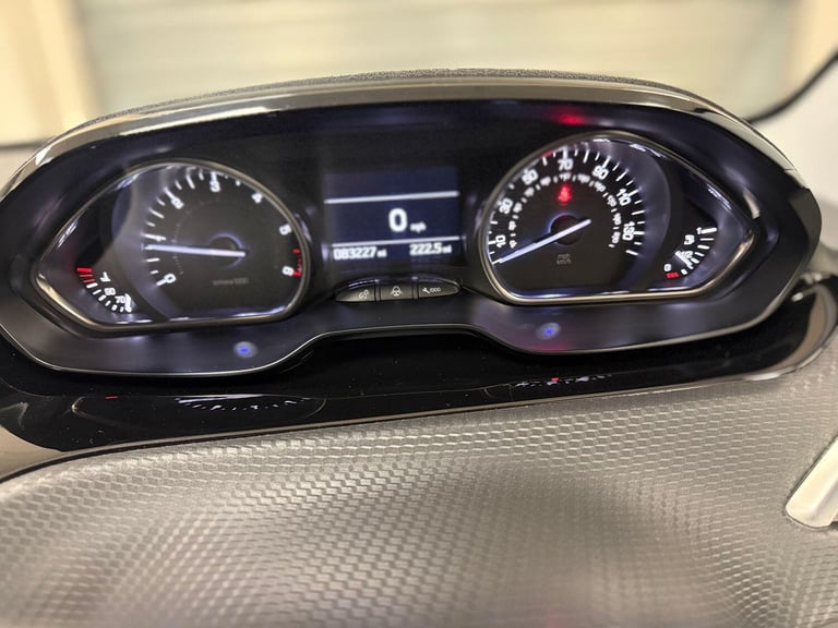 PEUGEOT 2008 1.6 BlueHDi Allure Grey Manual WARRANTY 12 MONTHS MOT