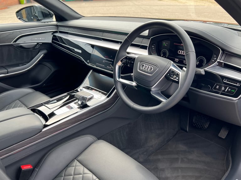 2022 72 Audi A8 3.0 V6 TFSie 60 S-Line Quattro 462ps