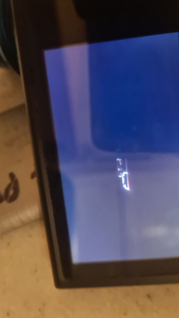 Samsung yp-p3 8gb mp3 player. Must Read carefully. 