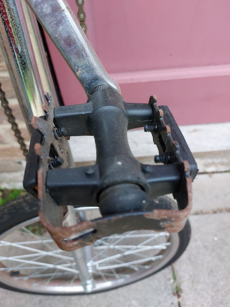 Giraffe Unicycle