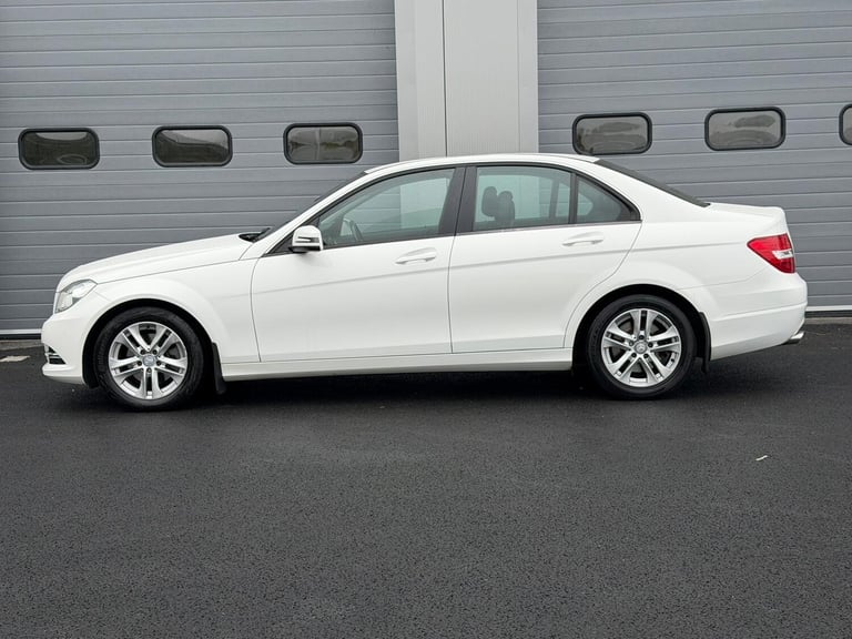 2012 Mercedes-Benz C-Class C220 CDI BlueEFFICIENCY Executive SE 4dr Auto SALOON Diesel Automatic