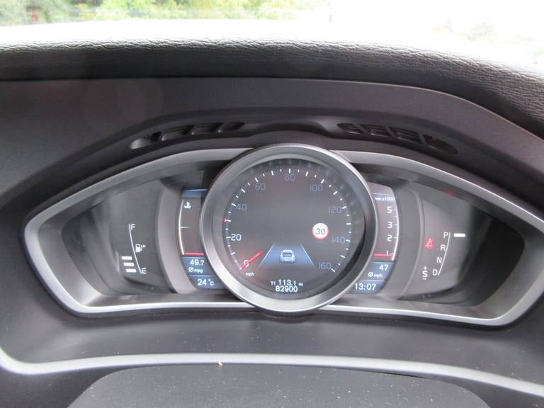 2013 Volvo V40 D3 SE Lux Nav 5dr Geartronic HATCHBACK Diesel Automatic