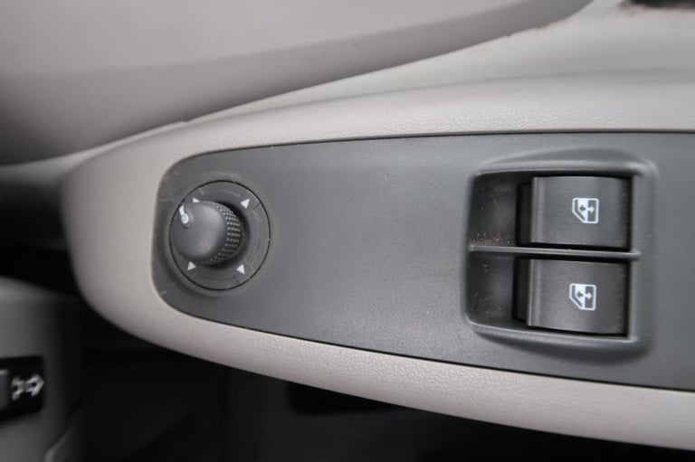 2007 AUTOCRUISE STARBURST 