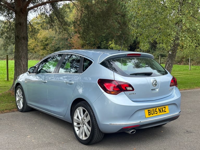 2015 Vauxhall Astra 2.0 CDTi 16V ecoFLEX SRi 5dr HATCHBACK Diesel Manual