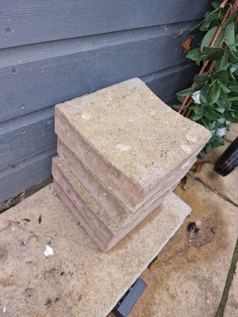 Drainage pavers x 50