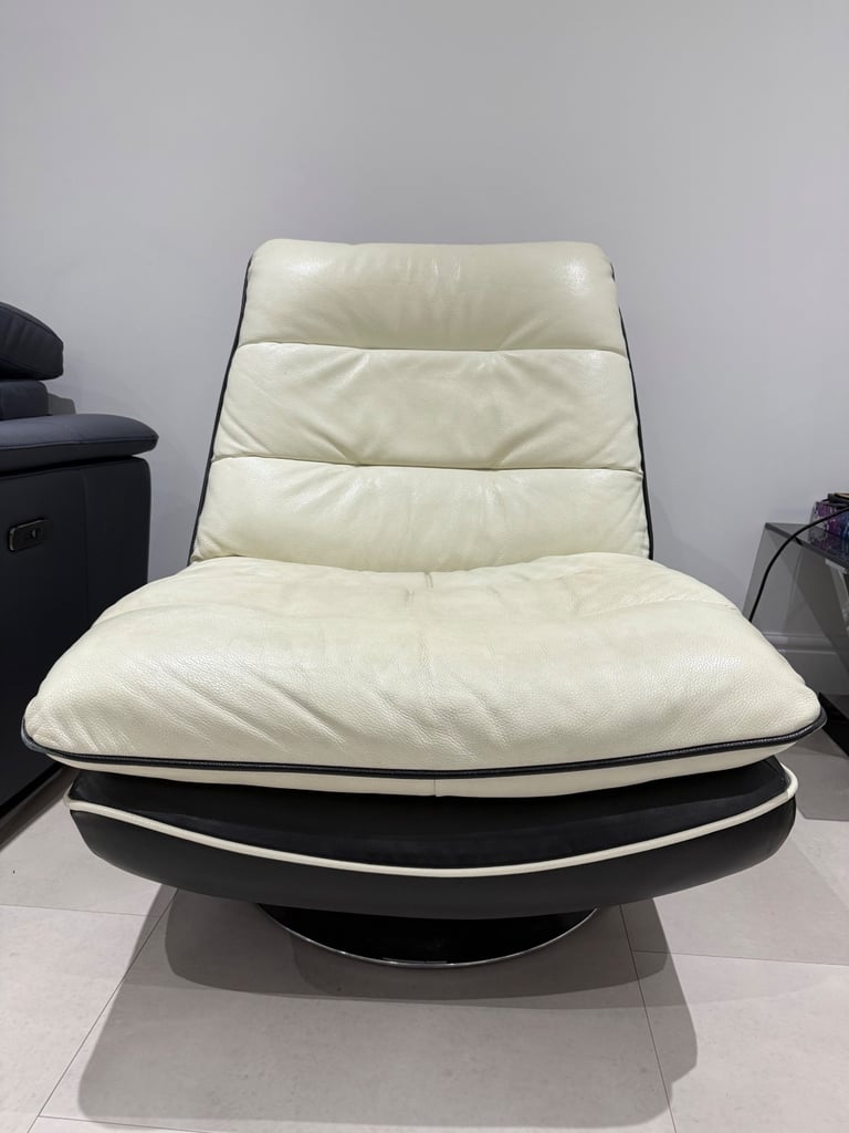 image for Premium Leather DFS Swivel Chair