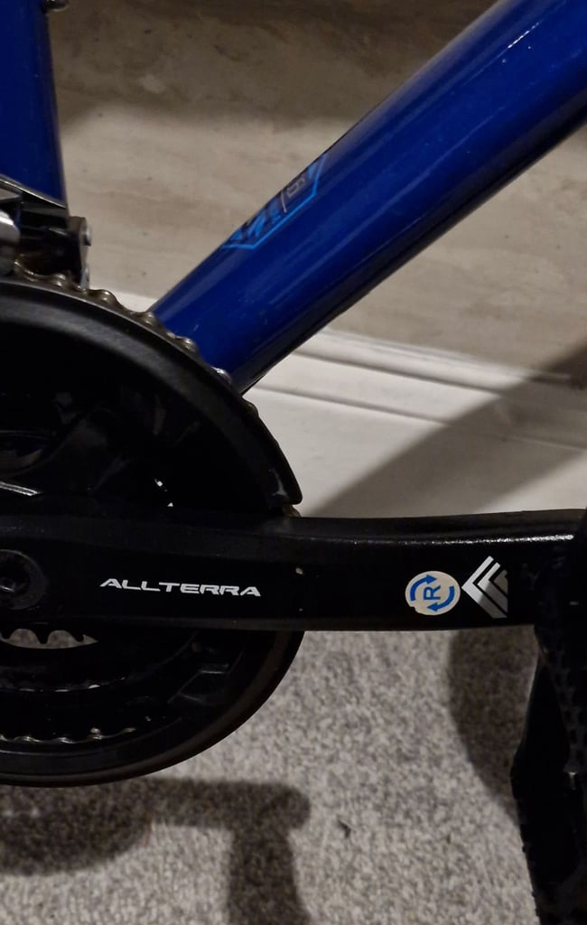 MENS BRAND NEW GT HYBRID] HAS DISC BRAKES SIZE LARGE £70