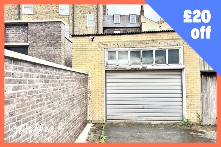 Garage to rent in London (SE10) | Stashbee