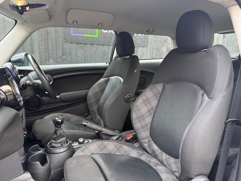 2015 MINI Hatch 1.5 Cooper Euro 6 (s/s) 3dr HATCHBACK Petrol Manual