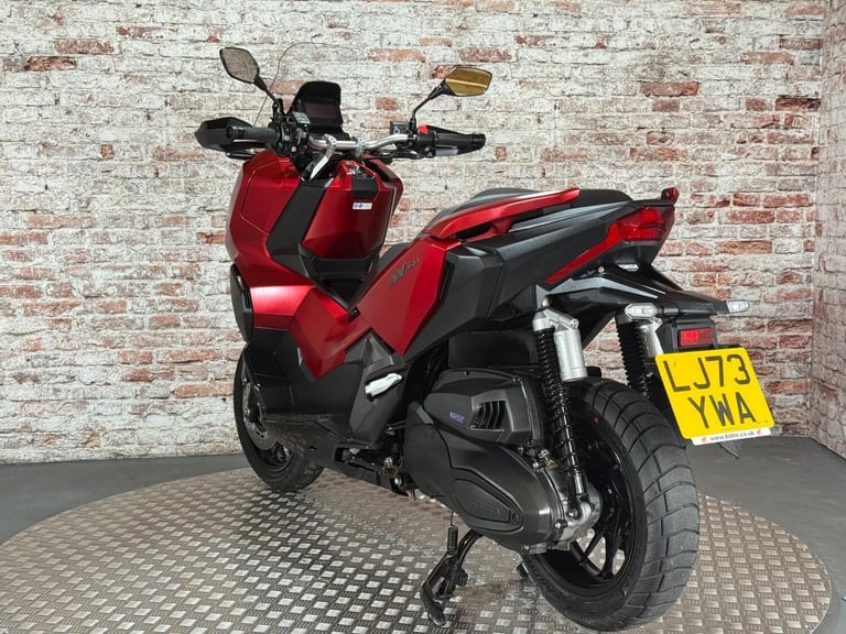 HONDA X-ADV - 2023 Petrol Automatic in Red