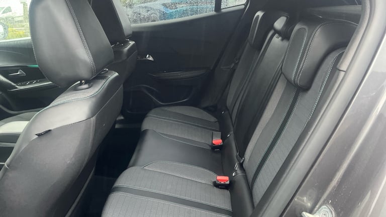 2023 Peugeot 2008 1.2 PureTech 130 Allure Premium+ 5dr HATCHBACK PETROL Manual