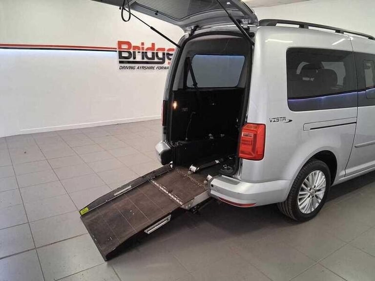 2018 Volkswagen Caddy 2.0 TDi C20 Maxi Combi 5 Seats 5dr MPV Diesel Manual