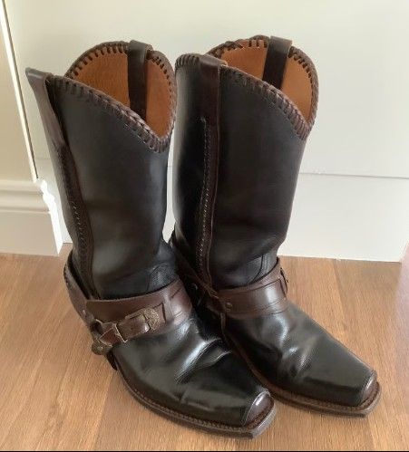 image for Men’s Loblan leather cowboy boots size 9