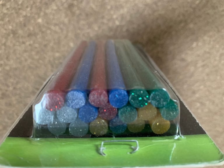 Glitter glue sticks