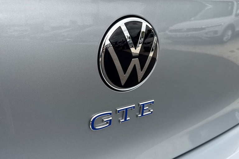 2025 Volkswagen Golf 1.5 TSI 272 GTE eHybrid 5dr DSG **PAN ROOF** Hatchback PETROL/ELECTRIC Autom...