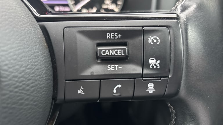 2022 Nissan Qashqai 1.3 DiG-T MH Acenta Premium 5dr Petrol Hatchback Hatchback Petrol Manual