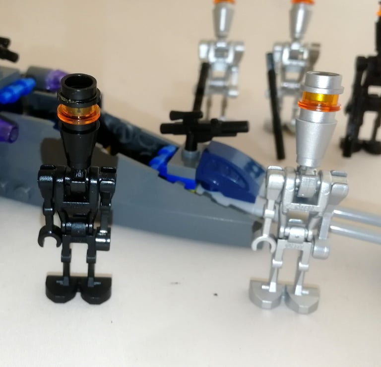 Lego Star Wars 8015 Assassin Droids Battle Pack With 5 Minifigures Instructions - 2 Available
